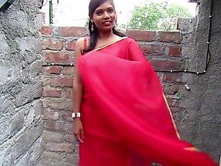 Hottest Bhabhi Sari in a sexy style,Red Color Saree Act