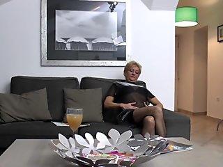 She's not a teen anymore but the masturbation brings her pleasure