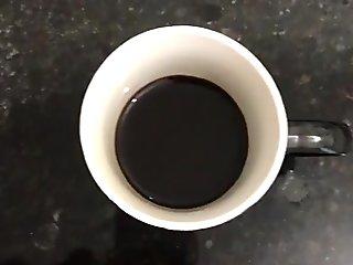Leitada no caf&eacute_