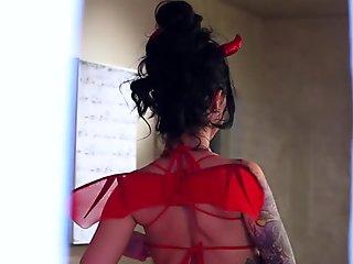 Tattooed wam masseuse